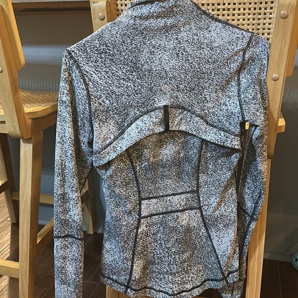 Lululemon Define Jacket - Picture 3 of 3